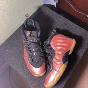 Nike Little Posite One Night Maroon GS (644791-600) - SIZE 7Y